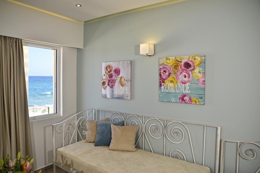 Princess Irini Sea Front Aparthotel Rethymno  Exterior photo
