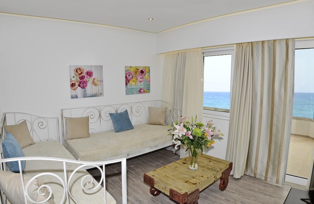 Princess Irini Sea Front Aparthotel Rethymno  Room photo